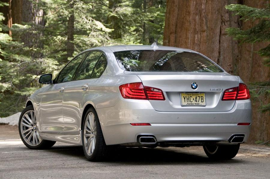  BMW 550i 2011 года  (фото 4 из 51)